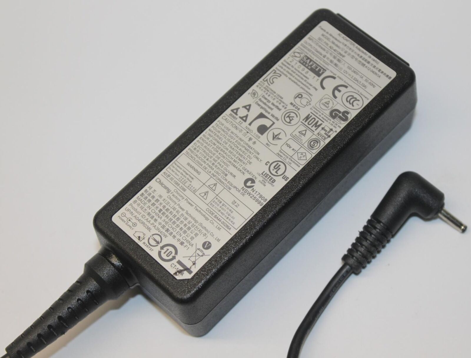 New 12V 3.33A Chicony A12-040N1A Power Supply Ac Adapter